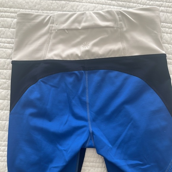 ✨BUNDLE✨ Athleta Leggings - Picture 3 of 7